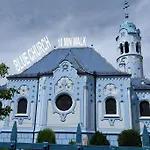 Gorgeous Centre In With Free Parking Bratislava