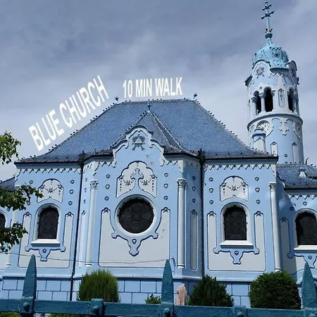 Gorgeous Centre With Free Parking Space Братислава