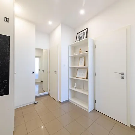 Apartamento Gorgeous Center In With Free Parking