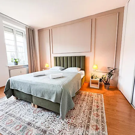 Apartman Gorgeous Center In With Free Parking